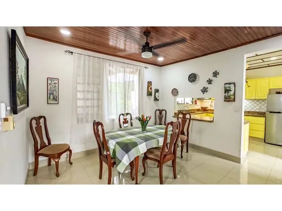 Large multi-family rental property in superb condition and with excellent location - image 9