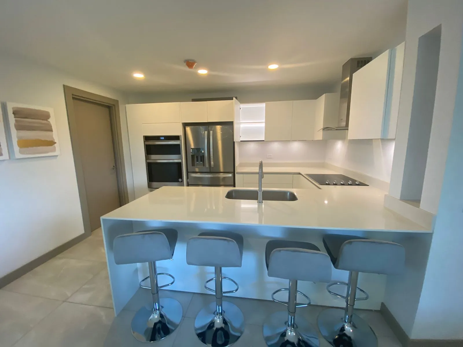Sale / Luxury Apartments in Condominium, San Miguel, Escazu, San Jose  - image 6
