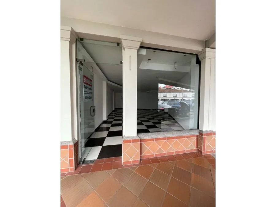 Local comercial en alquiler - image 2