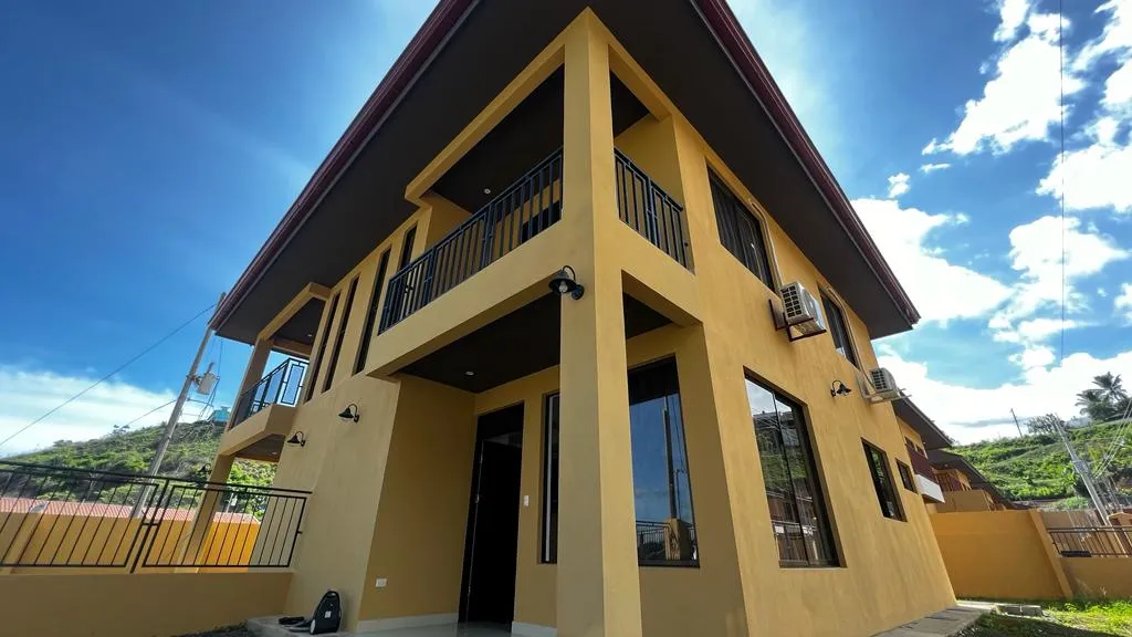 House for sale in Jaco just a few minutes from the beach. - image 2
