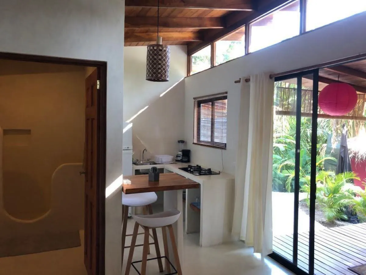 Bed and Breakfast 4 bungalows 2 duplex cabinas pool walking distance to the beach in Santa Teresa - image 10