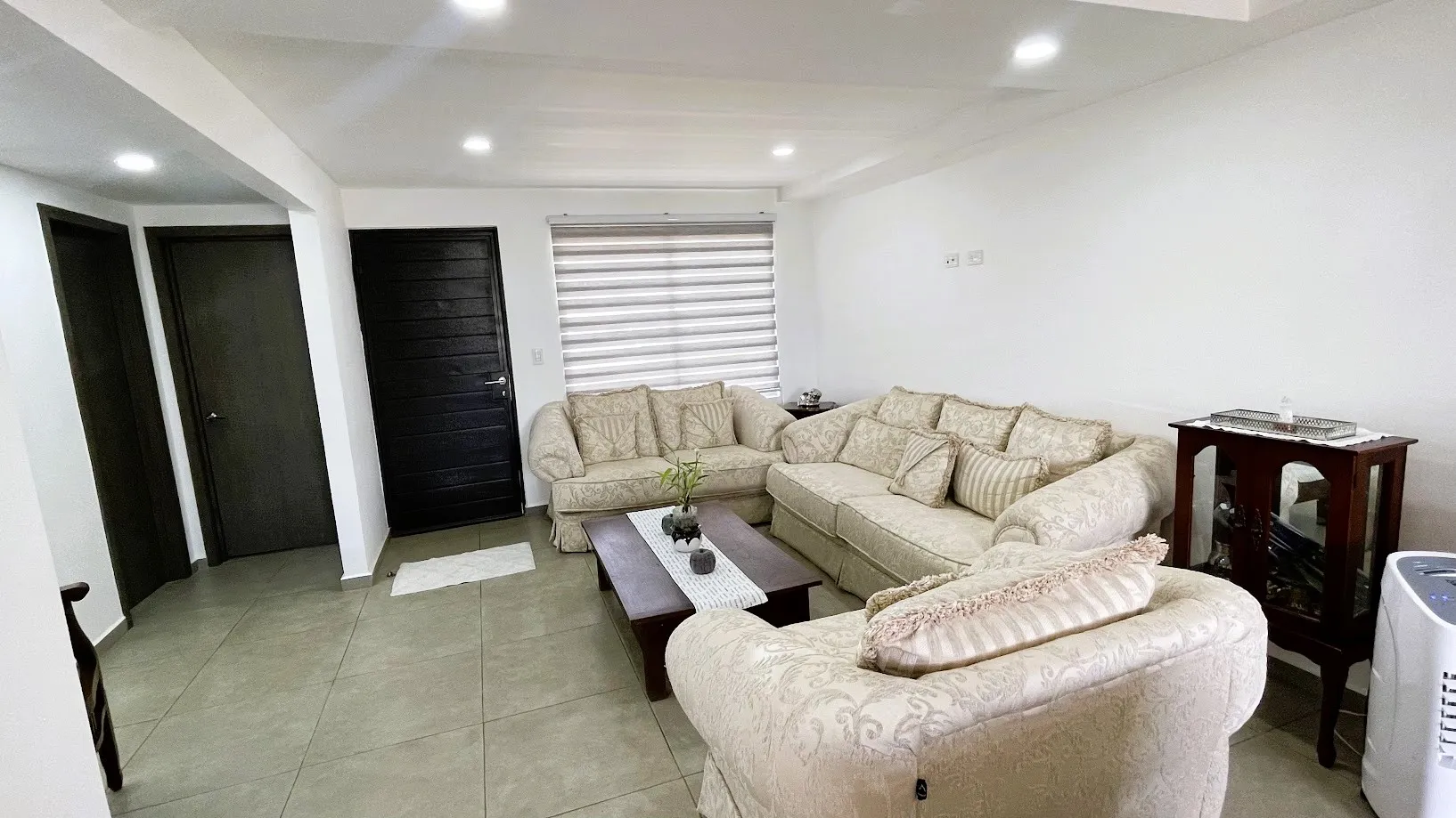 MODERN CONDOMINIUM IN LA GUACIMA, ALAJUELA - image 7