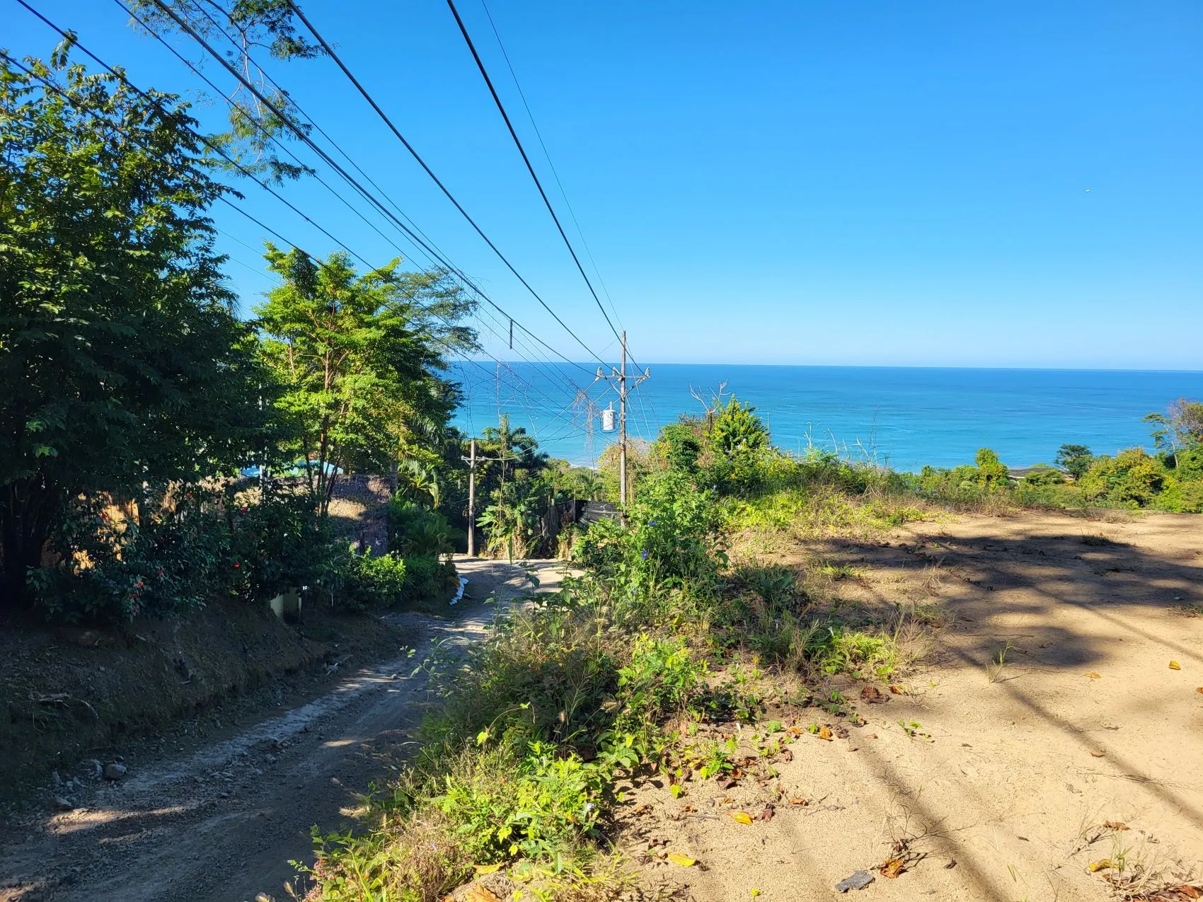 Beautiful 1.8 (18,000 m2) Hectare Mountainside Ocean View Lot in Mal Pais - image 7