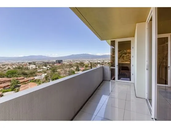 An Oasis in the Heart of the City - image 10