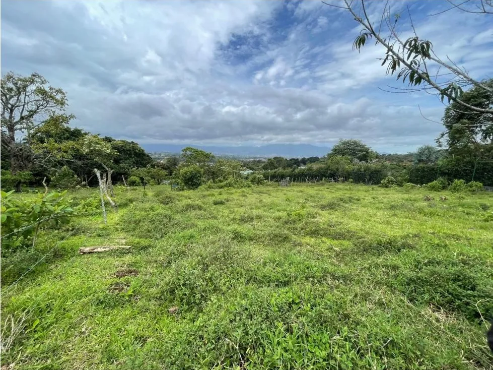For Sale: This beautiful 1.12-hectare estate in Santa Cecilia de San Isidro de Heredia, on Caricias Street. - image 7