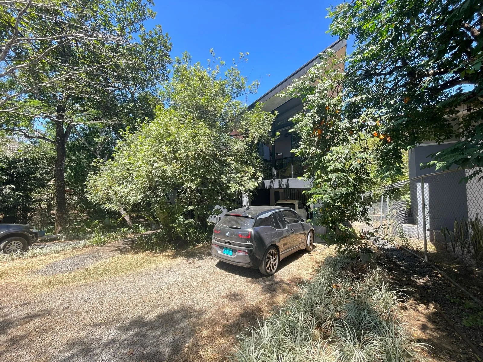 FOR SALE: Modern and Bright Home in Ciudad Colón, Surrounded by Nature - image 3