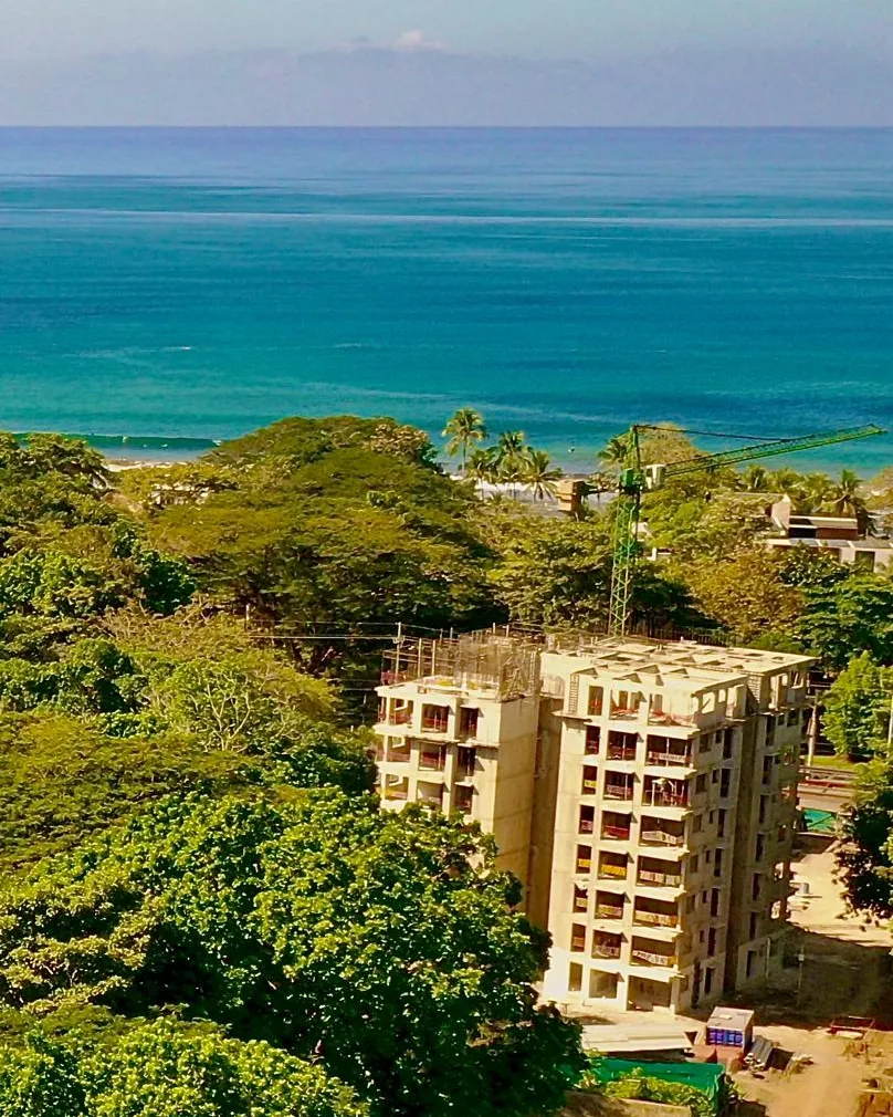 Torres del Mar, Condominuin - image 6
