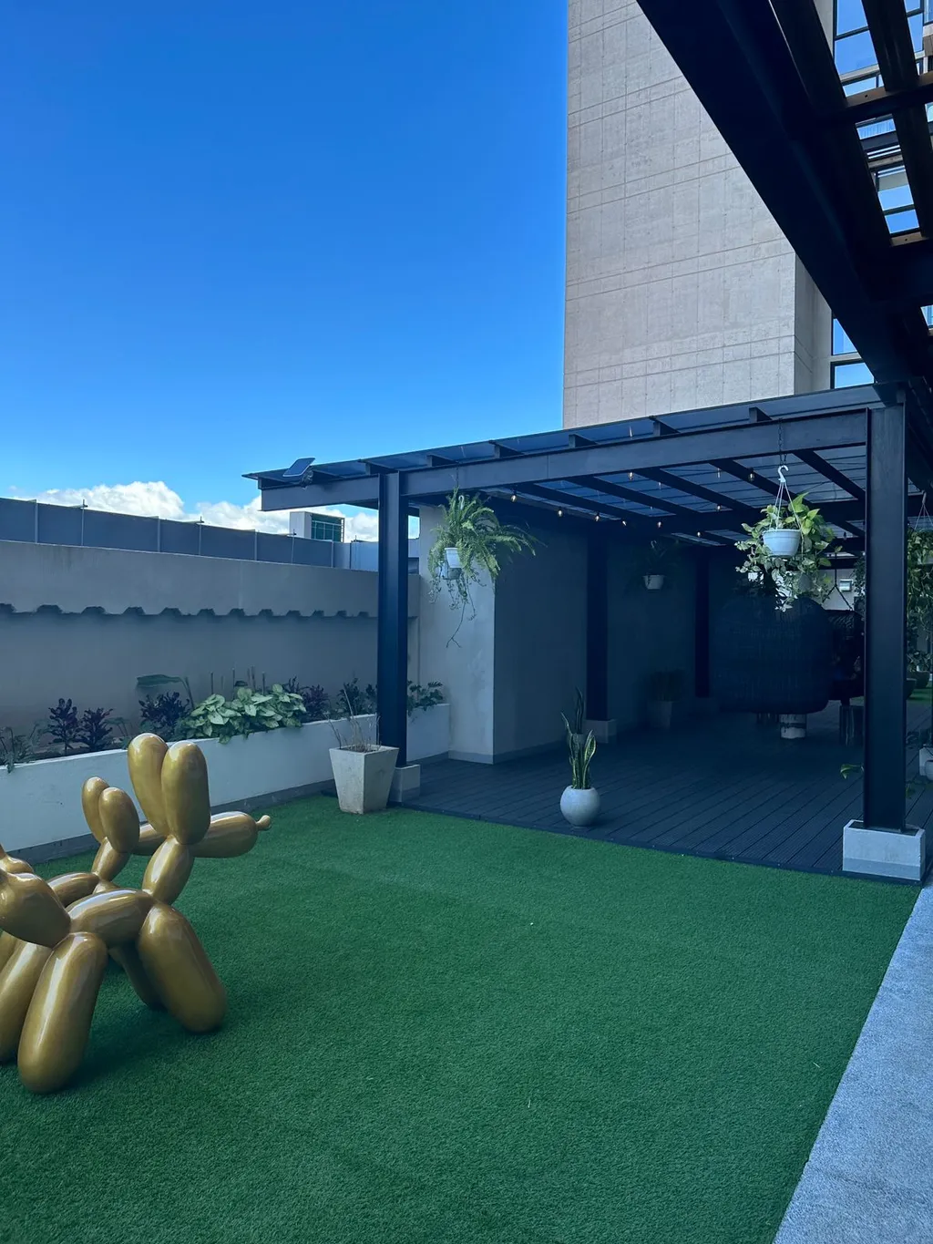 Maximize Your Investment: High-Return Apartment at Sky Garden, Nunciatura - image 14