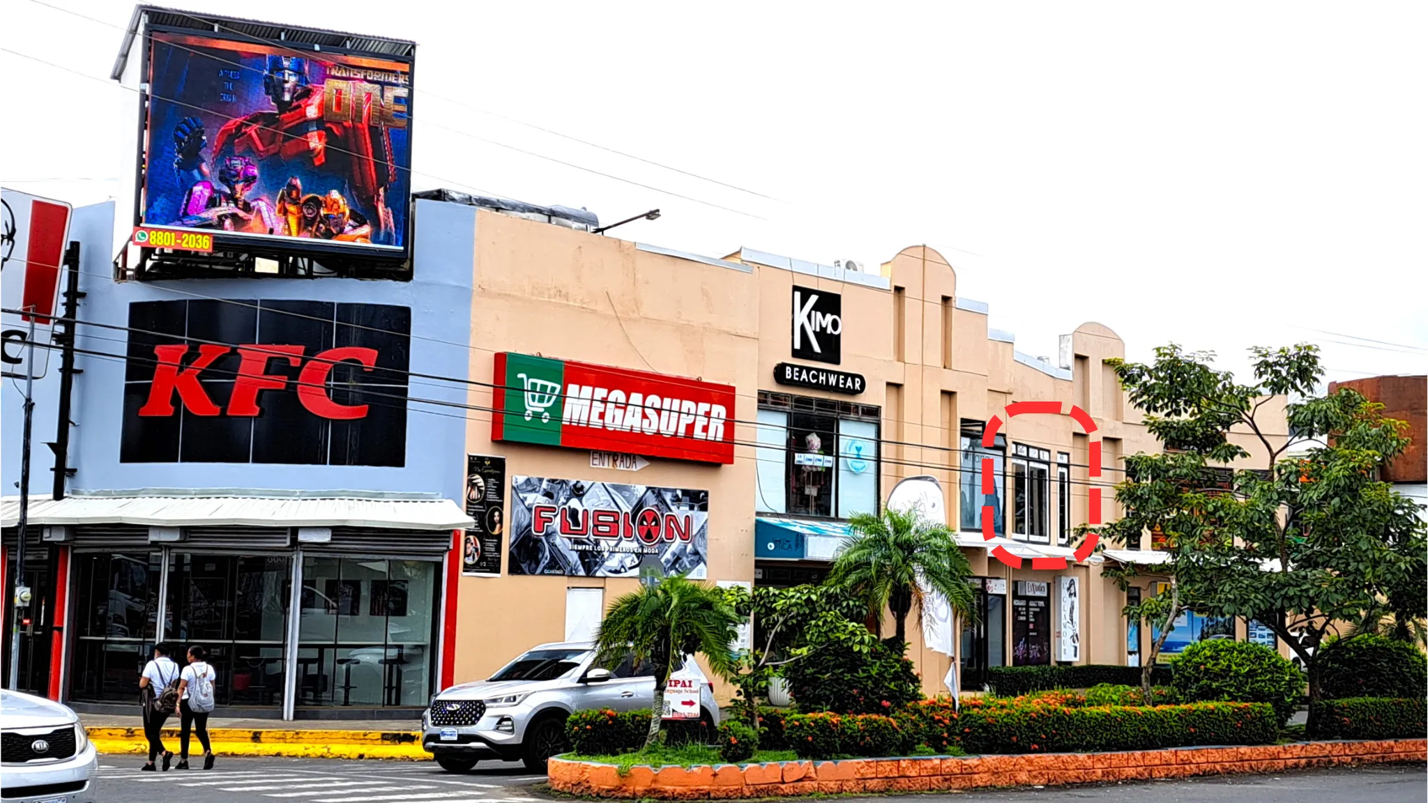 Shop Space with Loft in Jacó’s downtown Plaza Coral for Sale or Rent - image 2