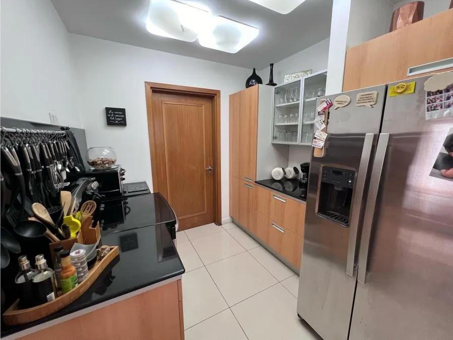 Selling a Beautiful Condominium in Santa Ana Centro - image 11