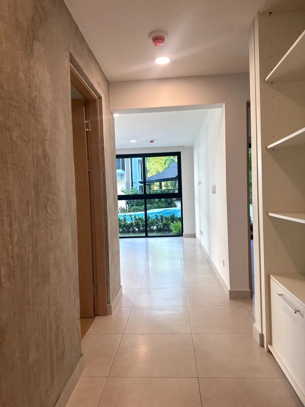 Apartment with pool view in Torres del Mar in Jaco - image 5