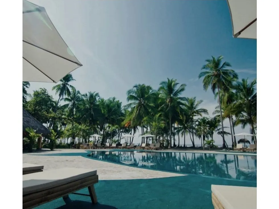 Costa Rica Hotel: 15 Beds, Prime Location, Great Investment - image 5