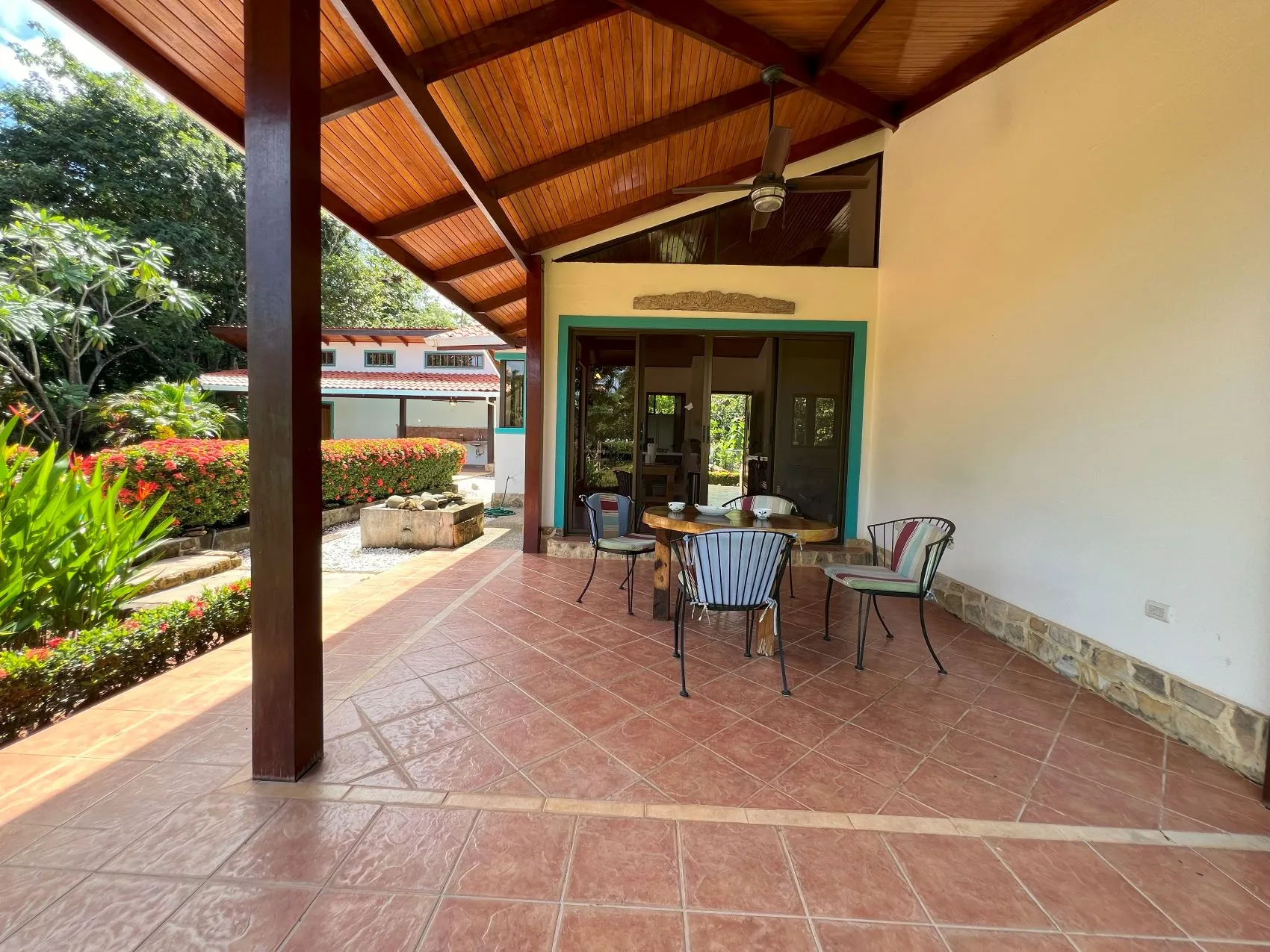 Charming 3-Bedroom, 3-Bathroom House with Pool Near Tango Mar – A Tropical Oasis - image 5