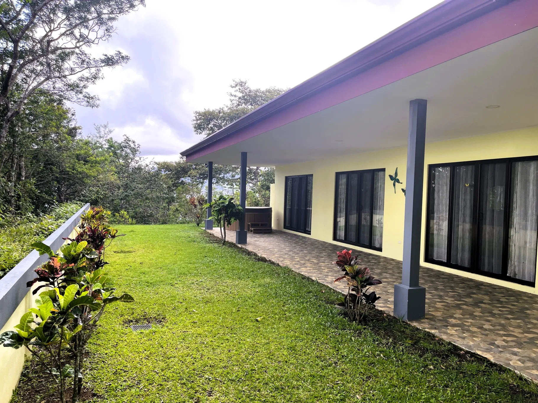 HOUSE FOR SALE WITH SPECTACULAR OCEAN VIEWS – SAN RAMON, ALAJUELA - image 3