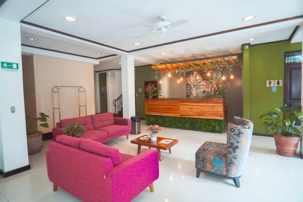 Historical Hotel in Quepos, Puntarenas - image 4