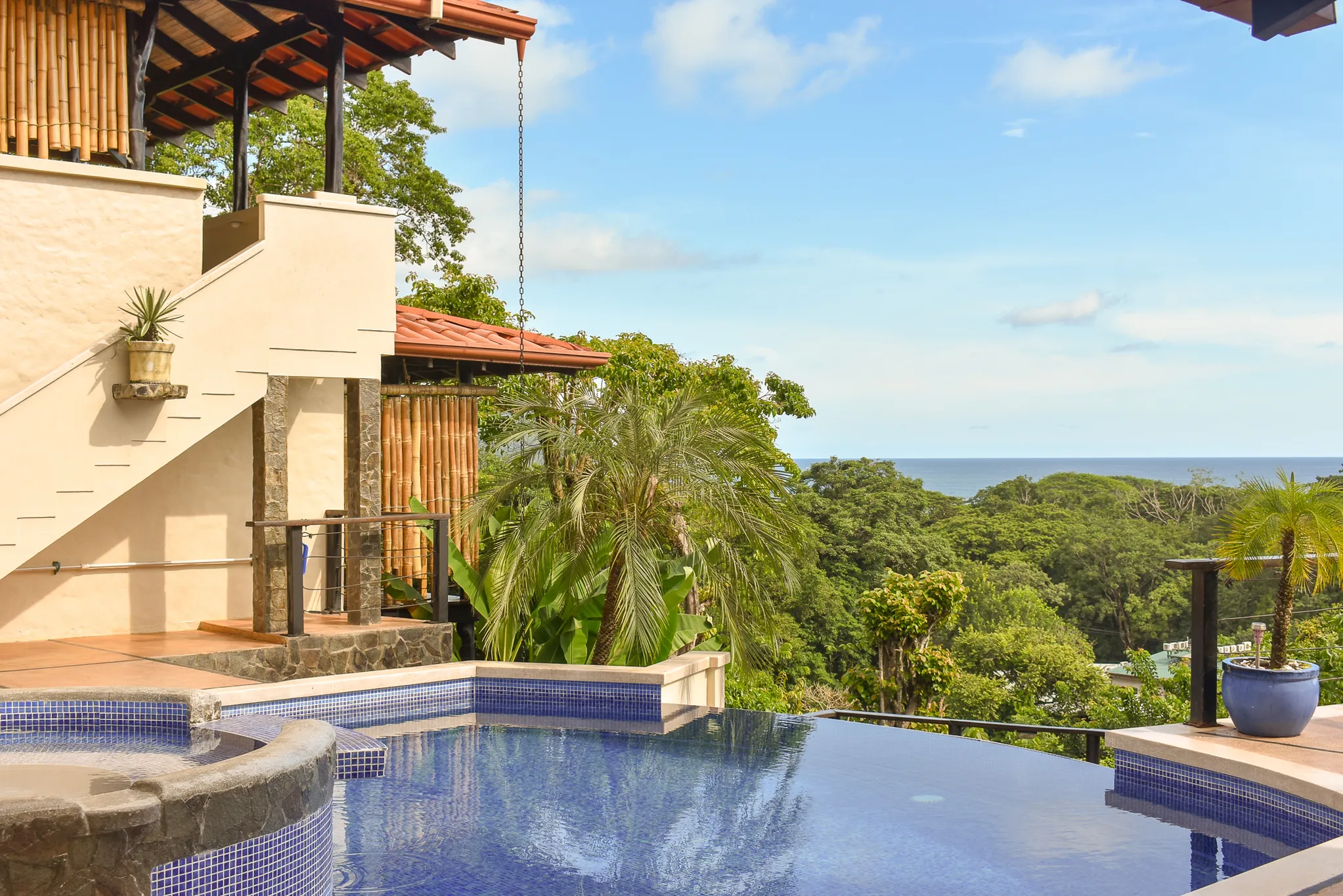 Unique Boutique Hotel in Santa Teresa - image 3