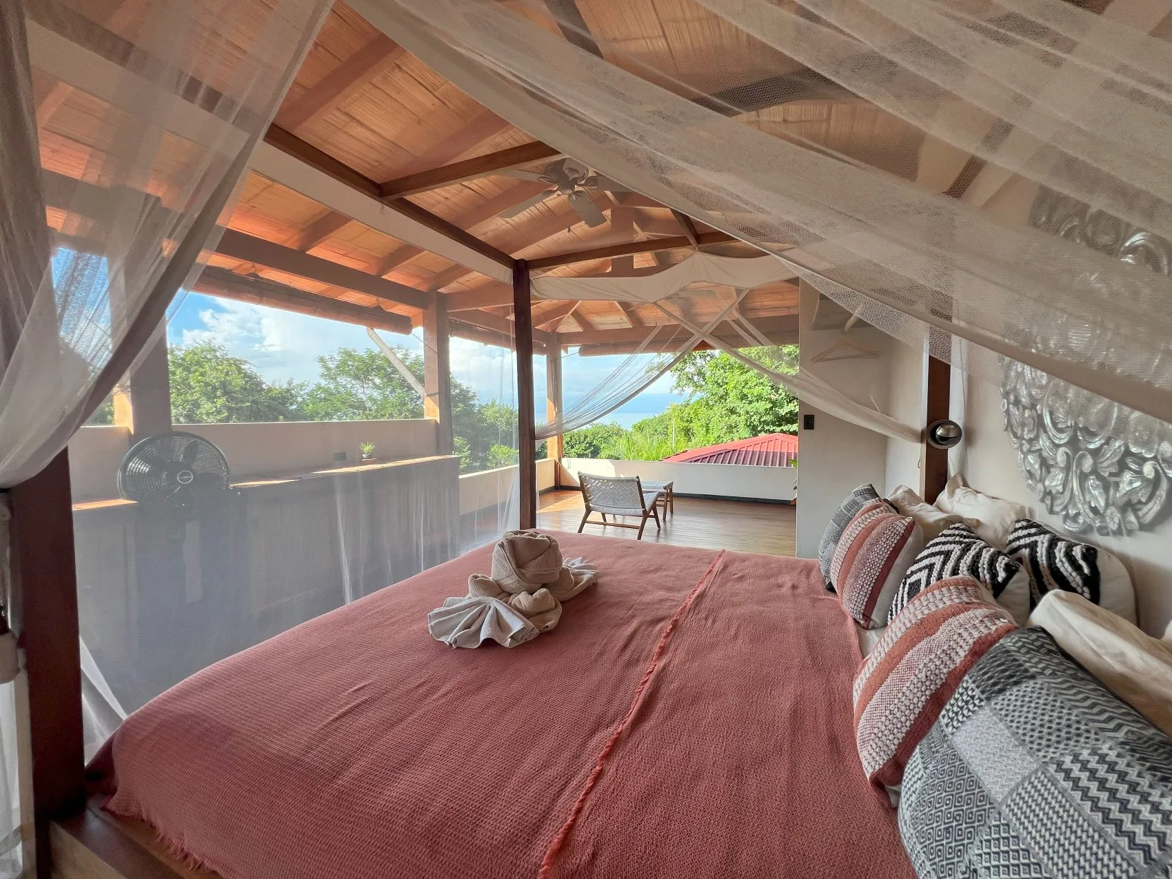 Luxury Santa Teresa Hills Estate: 3 Villas, 1 House, Yoga Deck, 3 Pools – Ocean & Jungle Views” - image 9