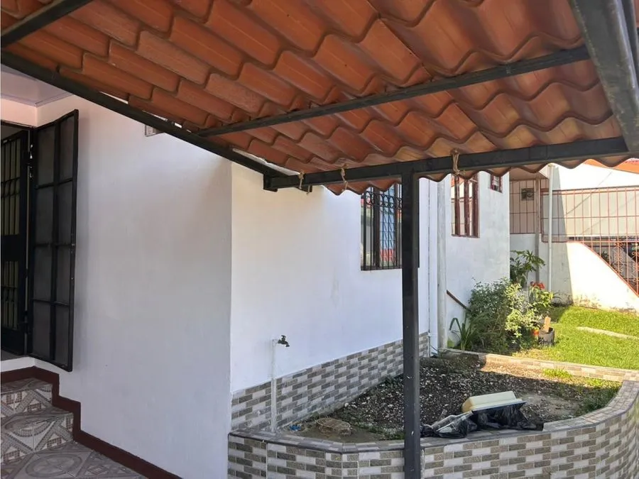 SE VENDE FOR SALE CASA EN CODOMINIO DE UN NIVEL EN PAVAS - image 2