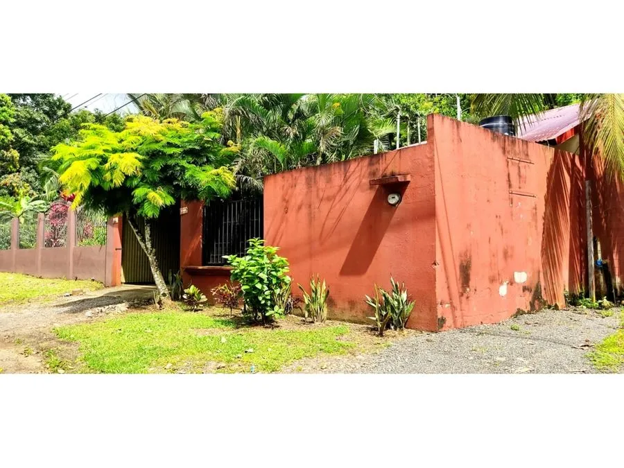 Beautiful House and a very nice and quiet area - image 5