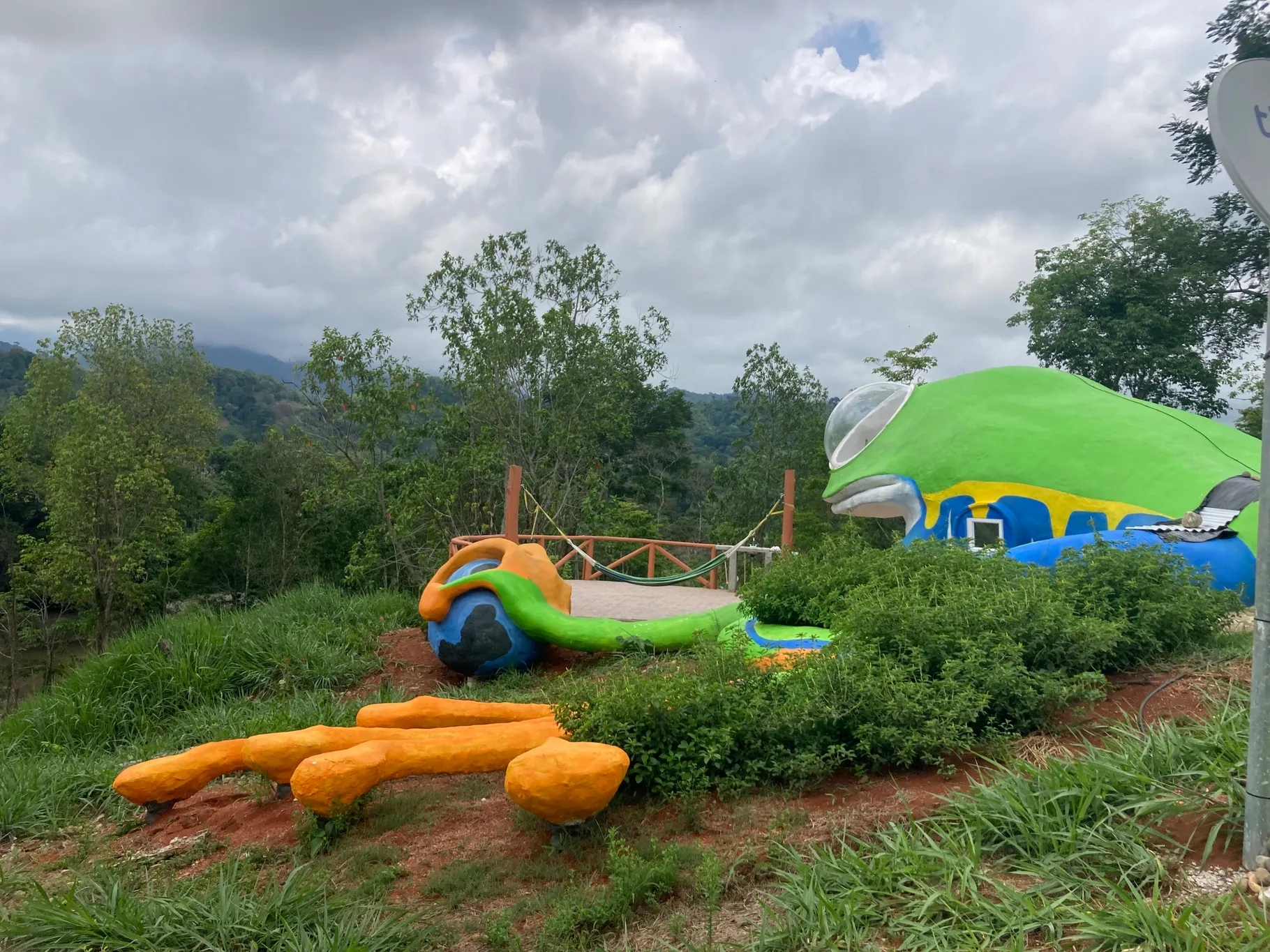 Frog Design House - image 8