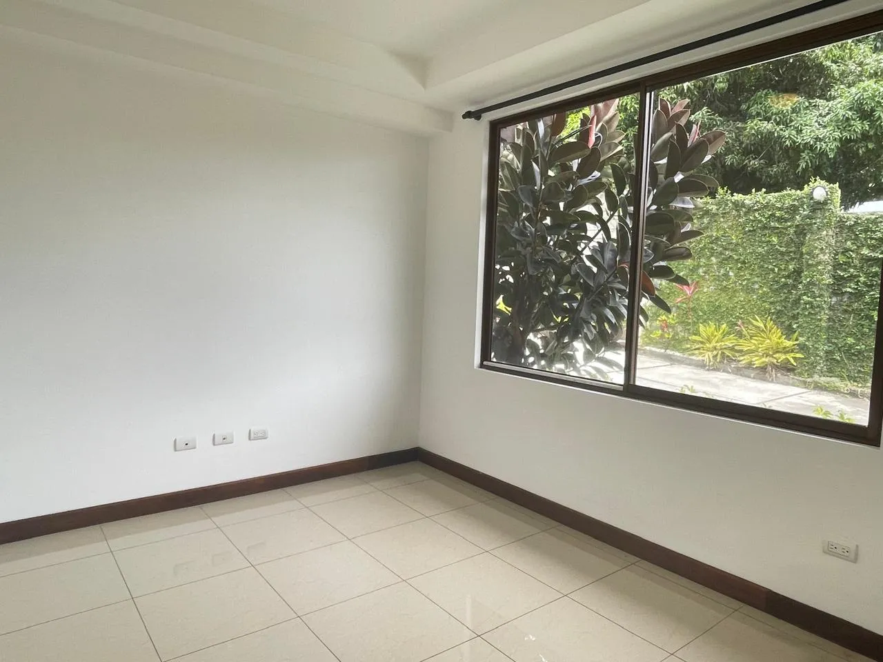 For Sale: Residencial House in Santa Ana - image 3