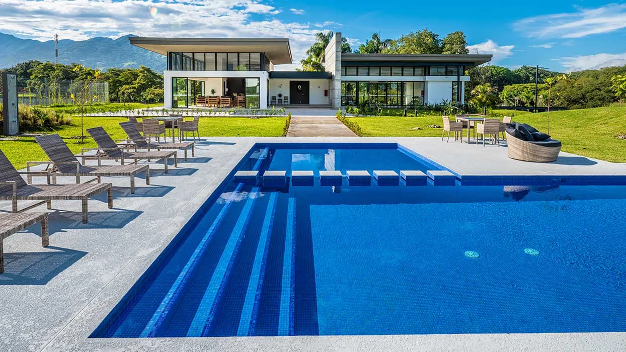 Lots for Sale in Gated Community - image 4