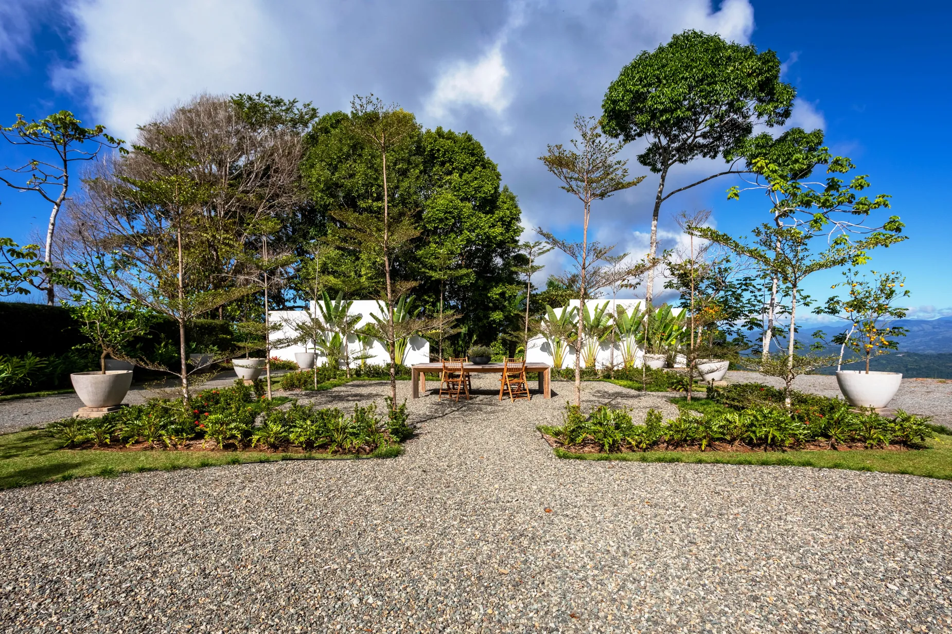 CASA CONSTRUIDA A MEDIDA CON 2 LOTES EN DOMINICAL, COSTA RICA - image 8