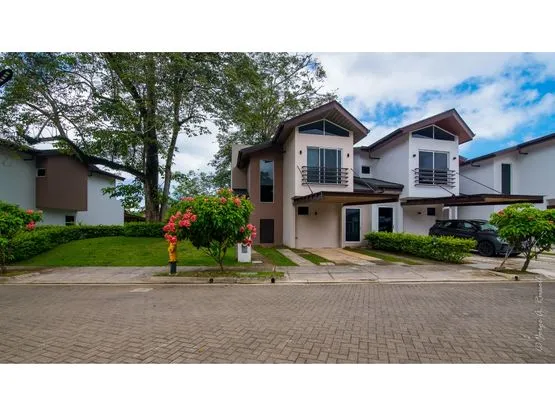 Coral Unit, 4 bedroom  - image 3