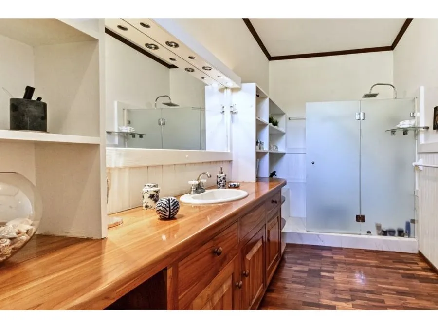 Venetian Oasis Estate luxury home for rent in Santa Ana Costa Rica - image 15