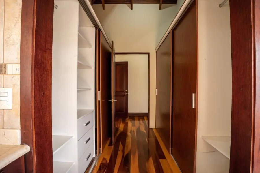 CHALET- STYLE HOME IN VOLIO, SAN RAMON  - image 13