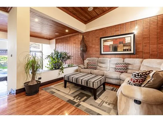 SE VENDE FOR SALE CASA DE UN NIVEL ESCAZU REAL DE PEREIRA - image 11