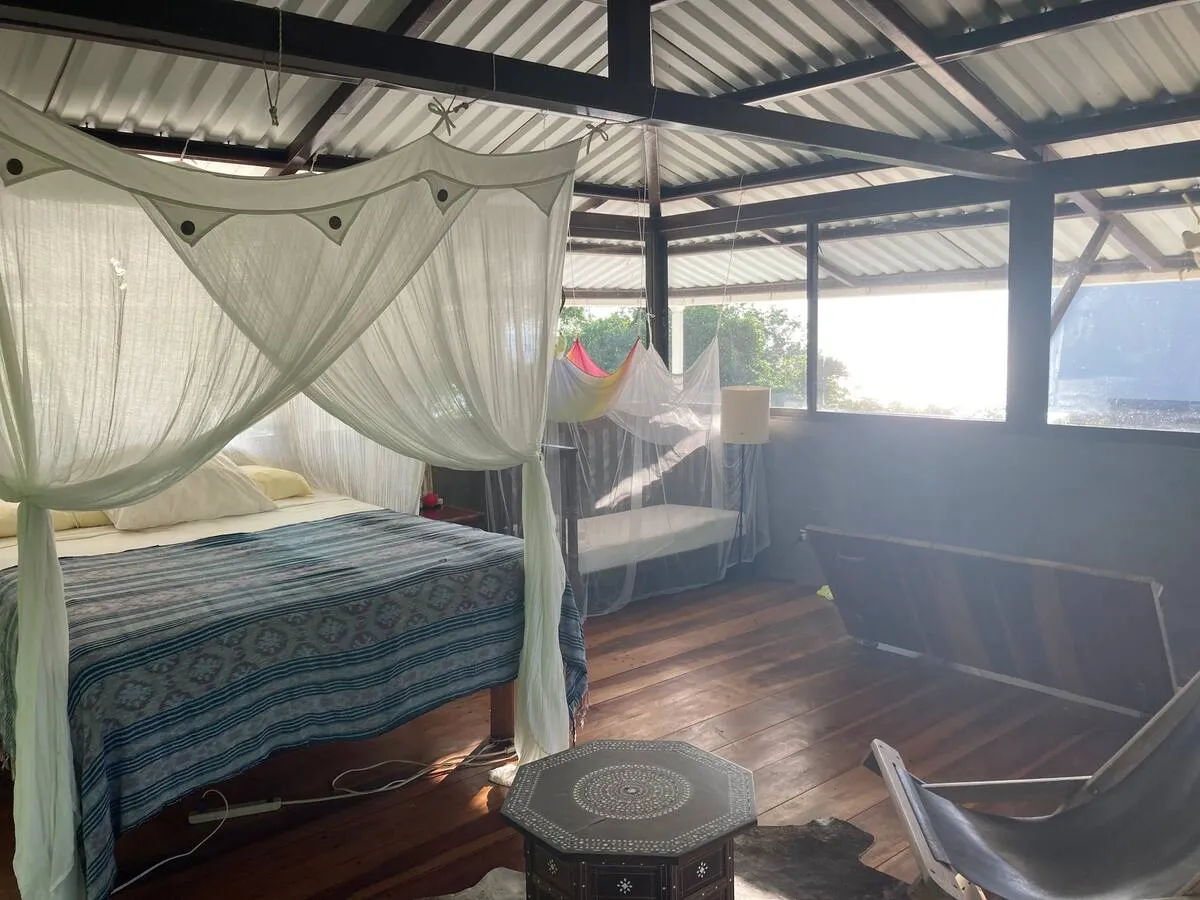 Two Bedroom Home & Studio in Santa Teresa 500mts from the beach. - image 9