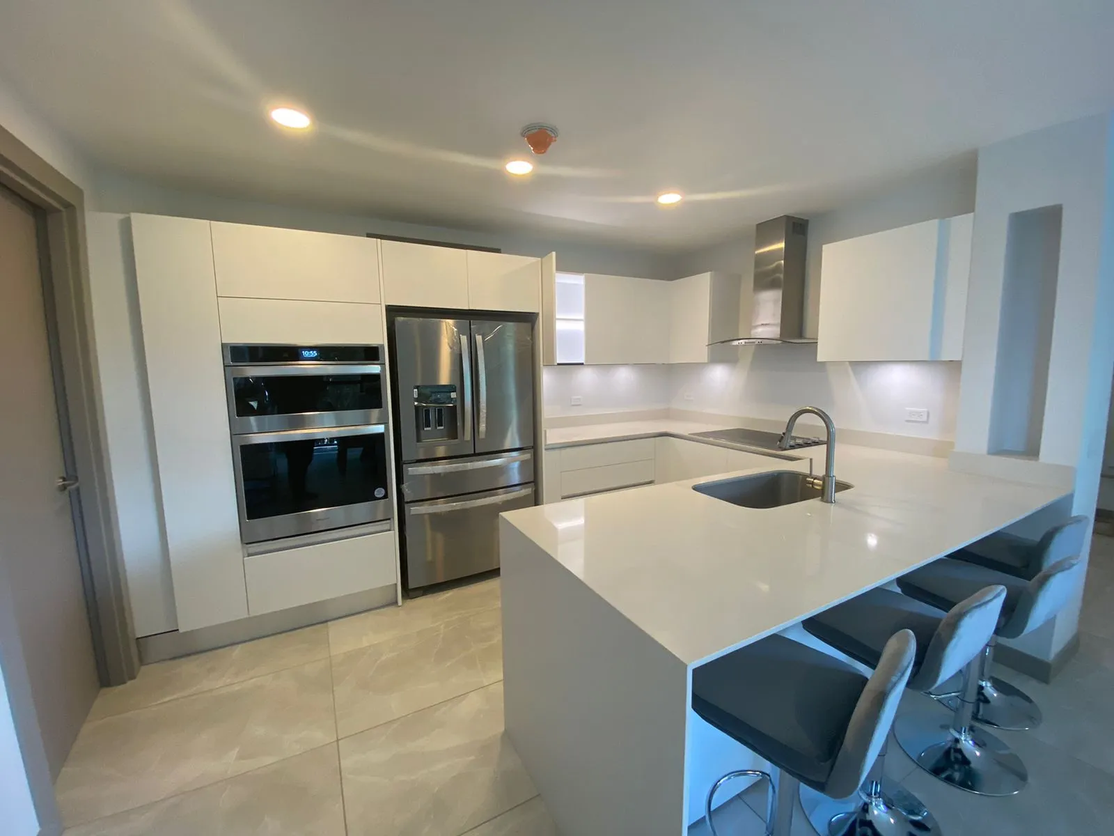 Luxury Apartments with Spectacular Views of Escazú - image 5