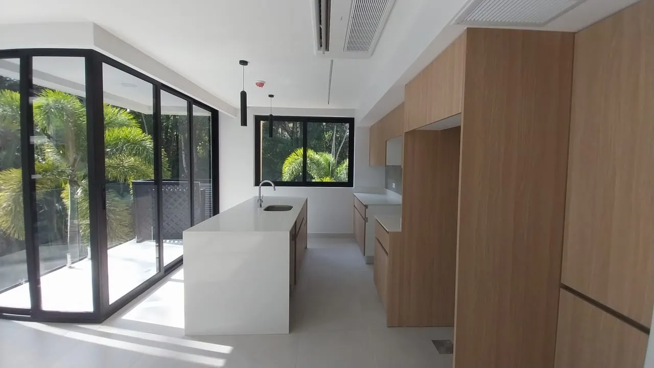 Exclusive Beachfront Condominium in Playa Jacó: Comfort, Security, and Breathtaking Views - image 3