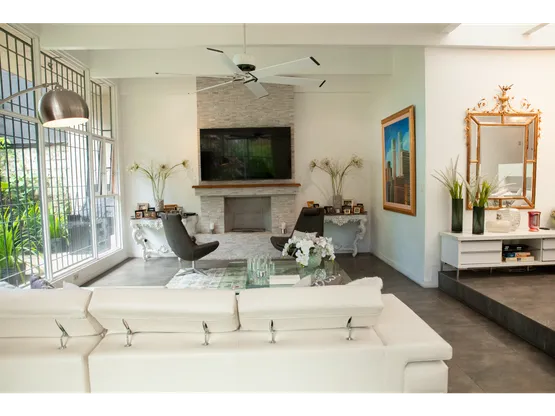 For Sale: Luxury Home Oasis in Escazú - image 5