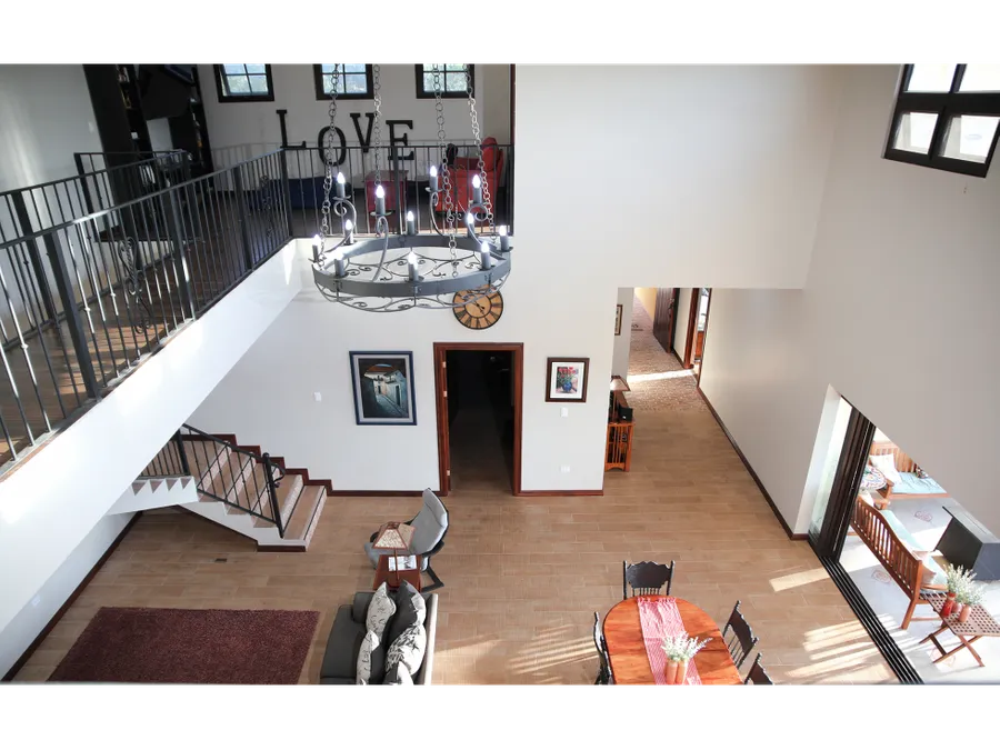 For Sale: Exclusive Luxury Residence in Gated Community – Santa Ana - image 6