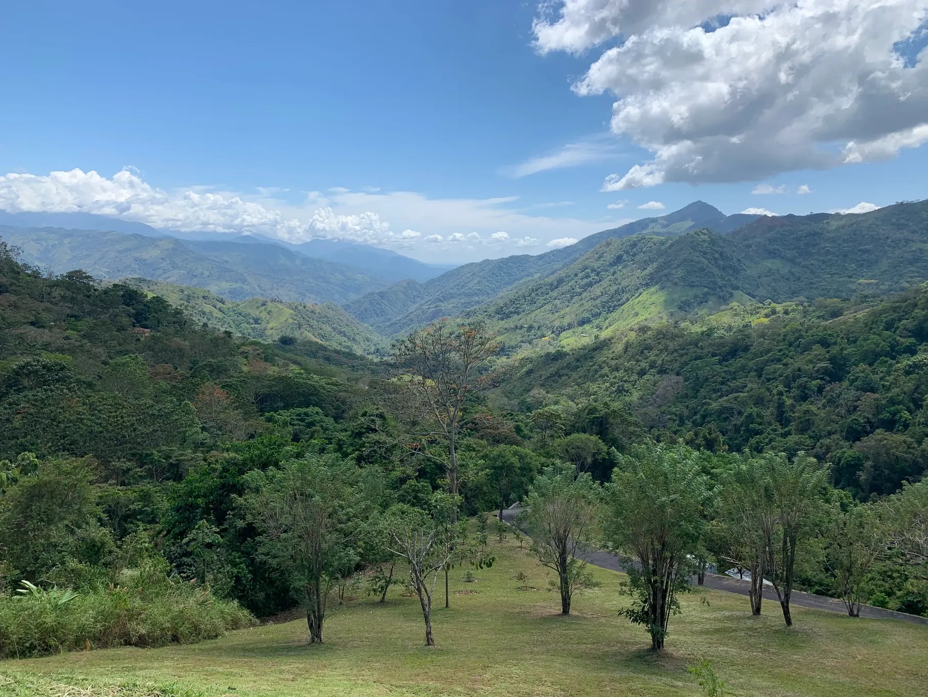 For Sale: Spectacular Lots in Gated Community in Puriscal - image 4