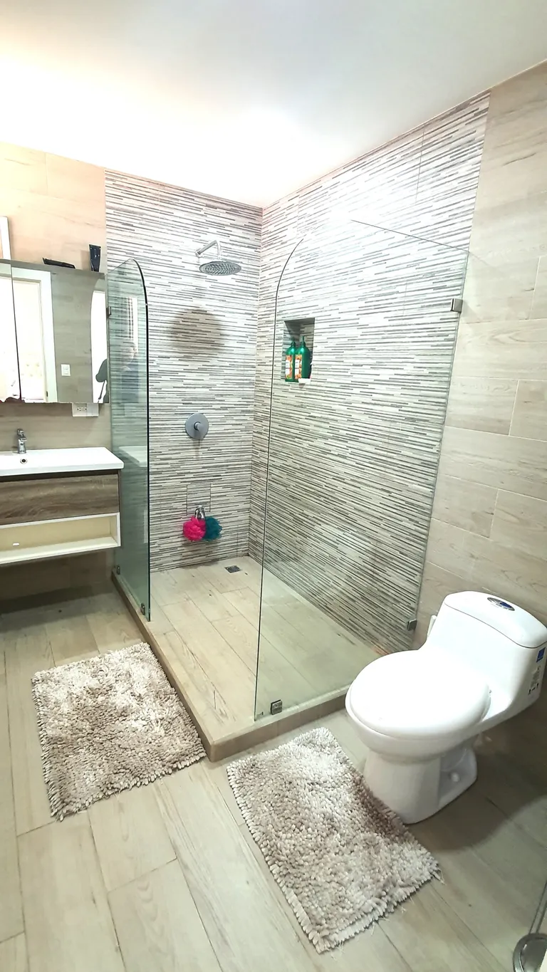 Charming Apartment for Sale in La Floresta, Herradura - image 14