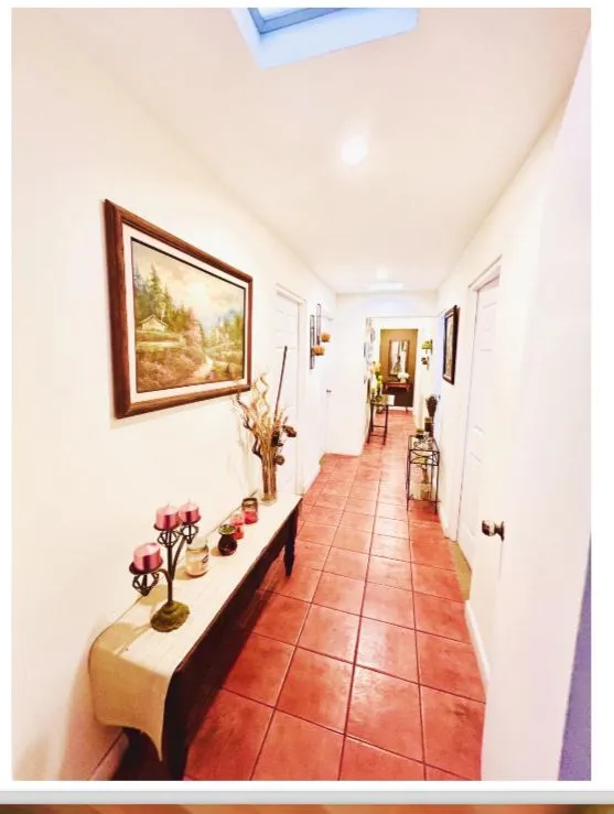 Beautiful Single-Level Home in Escazú - image 7
