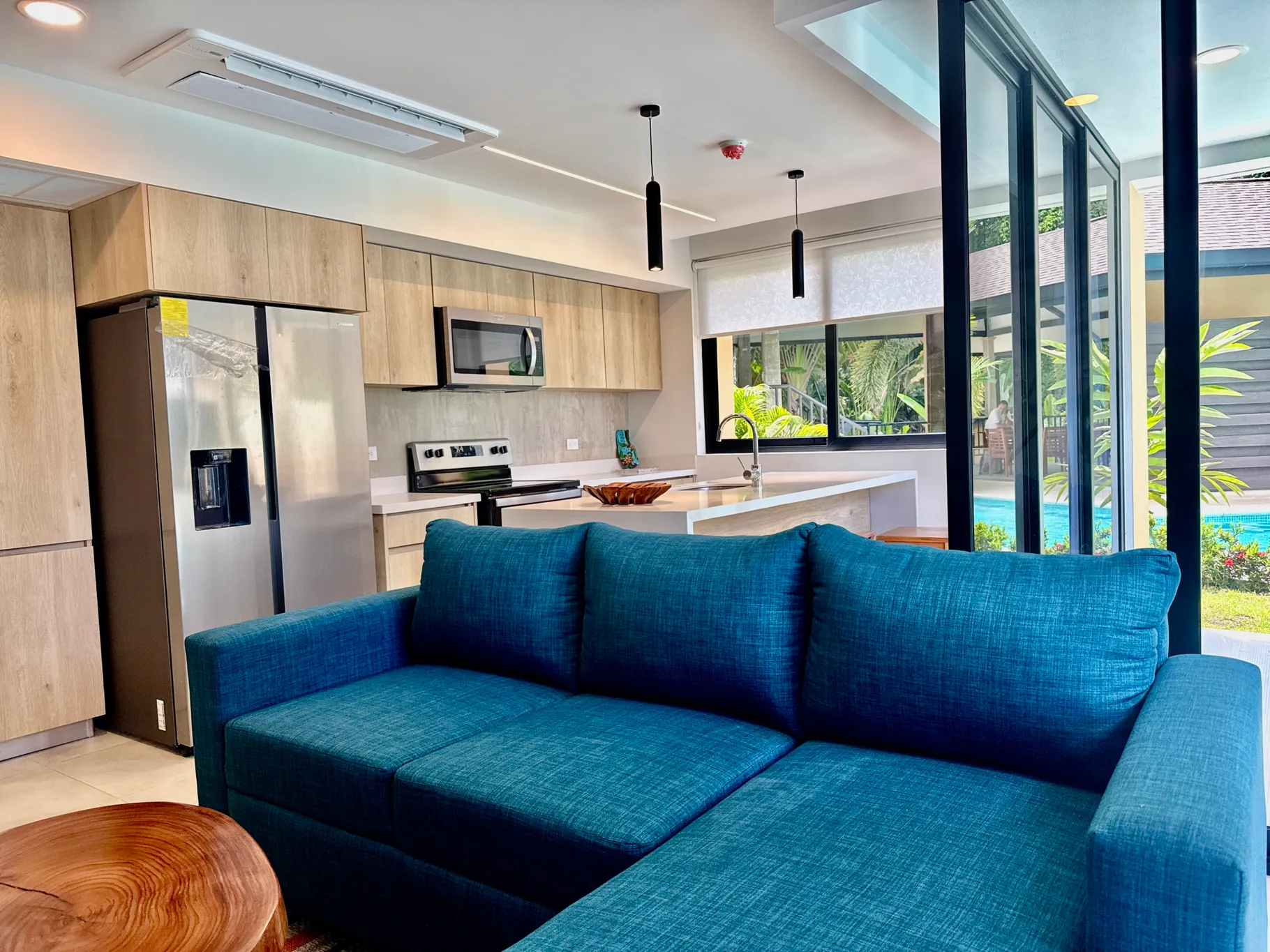  Apartment With Pool View at Torres Del Mar - image 11