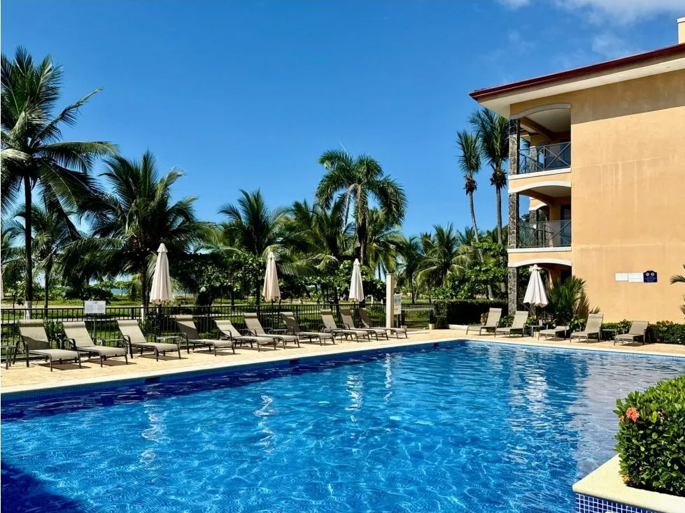 Penthouse in Bahia Encantada - image 2