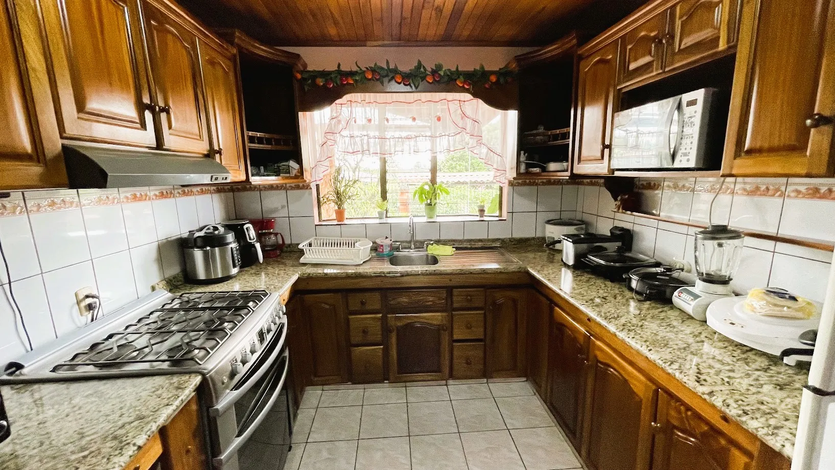 HOUSE FOR SALE IN GRECIA, ALAJUELA  - image 12