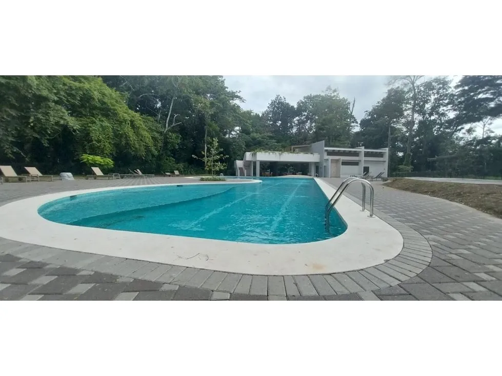  Lot Of Land On Exclusive Beach Condominuim - image 8