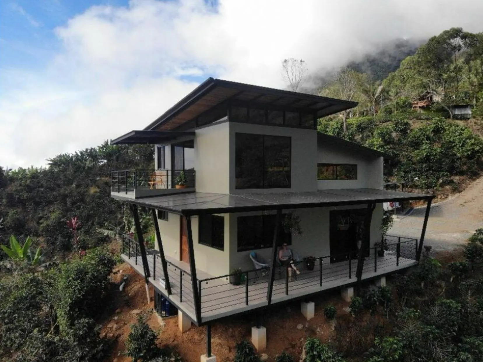 MODERN COUNTRY HOUSE WITH GUEST COTTAGE AMIDST A COFFEE PLANTATION - image 1