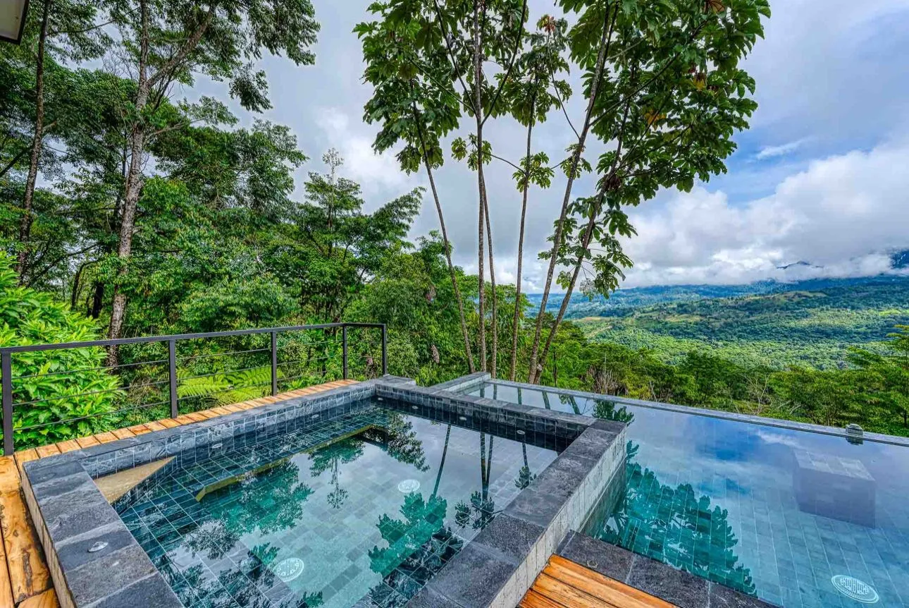 MOUNTAIN & VALLEY VIEW LUXURY HOUSE IN ESCALERAS, COSTA RICA – KONGO HOUSE - image 3