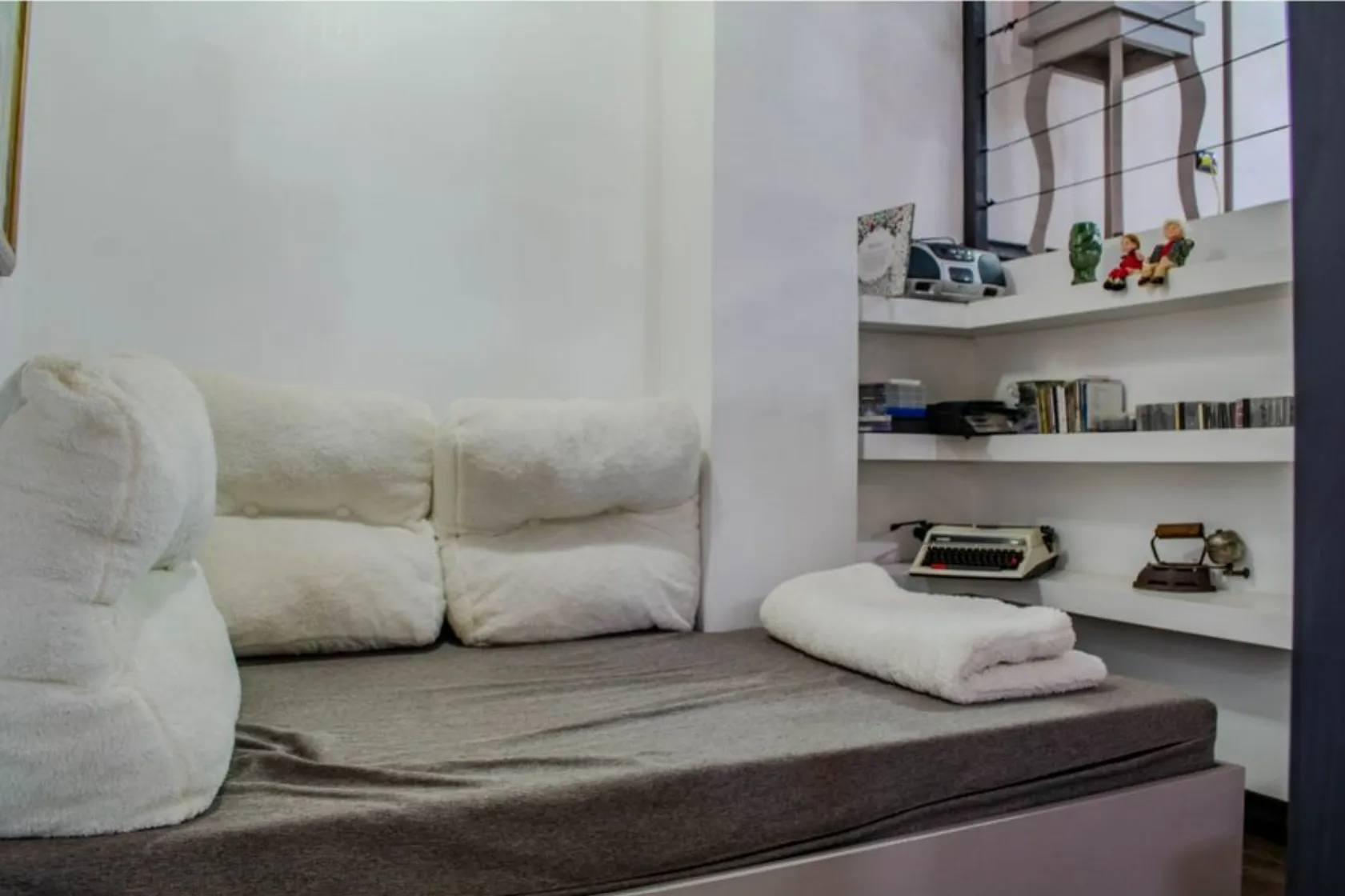 LUXURIOUS AND REFRESHING HOUSE IN PEREZ ZELEDON, COSTA RICA - image 14