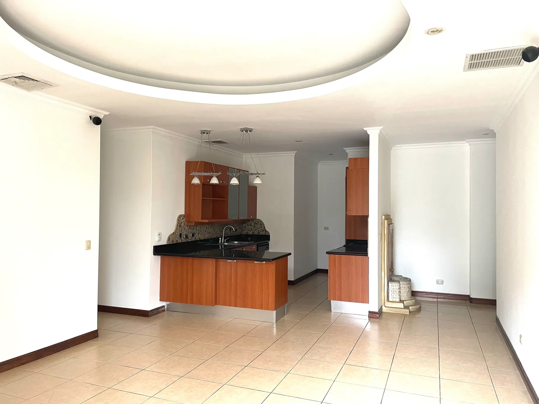 Sale / Beautiful Apartment in Condominium, Escazu, San Jose - image 10