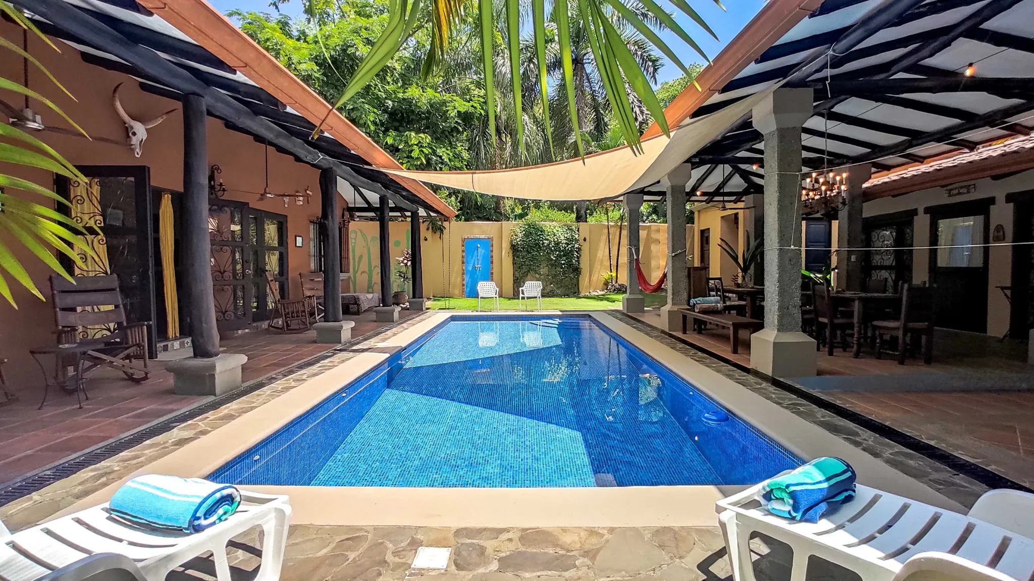 Five bedroom luxury resort villa with pool near Playa Hermosa, Puntarenas - image 11