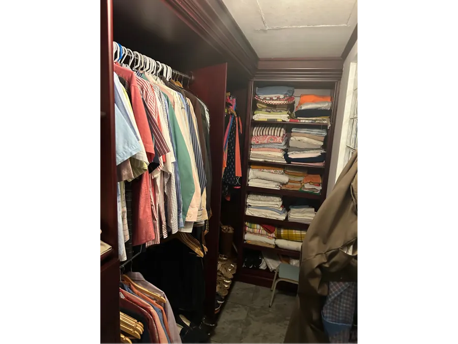 FULLY FURNISHED ONE-LEVEL HOUSE FOR RENT IN LA FAVORITA, ROHRMOSER - image 12