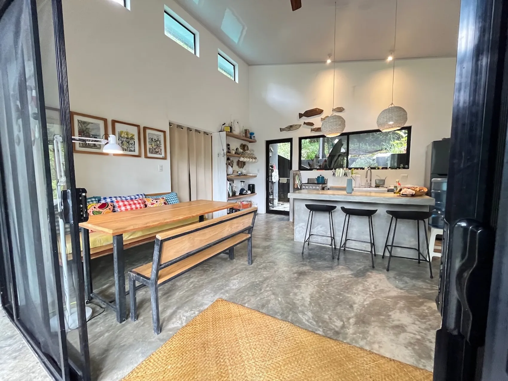 3 Homes in Santa Teresa, Costa Rica  8,000m²  minutes to Playa Carmen and Income Producing Property - image 6